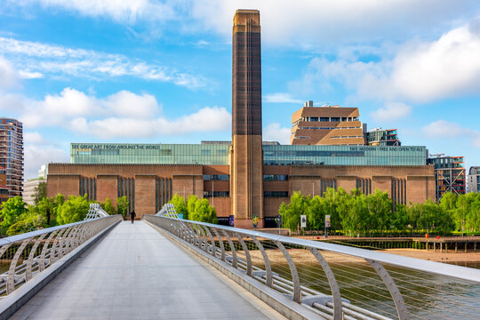Tate Modern gallery and Millenium bridge in London, UK
