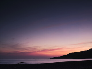 夕陽が沈んだ海