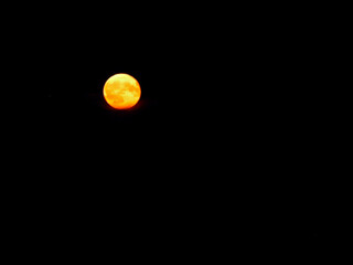 Vollmond am südlichen Abendhimmel in der Uckermark