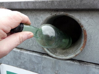 Altglas entsorgen