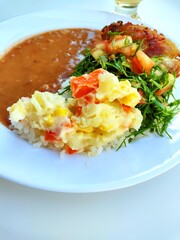 Traditional Brazilian meal named prato feito.
