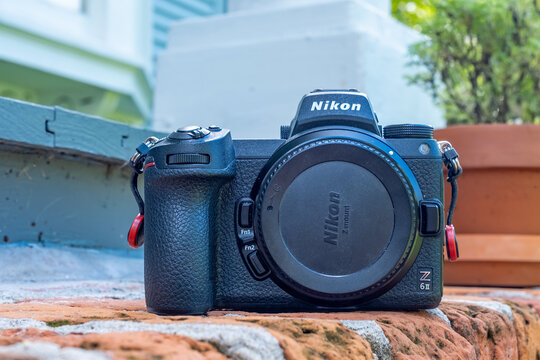 NEW ORLEANS, LA, USA - JUNE 19, 2024: Selective Focus of Nikon Z6 II Camera on the Front step of an Historic Home