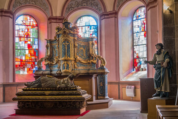 Obraz premium ehemalige Pfarrkirche Sankt Peter und Paul