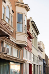 Obraz premium Jackson, Mississippi, USA - April 23, 2024: Afternoon light shines on the historic buildings of downtown Jackson.