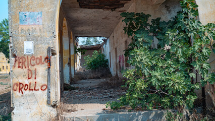 Borgo abbandonato di Monteruga, Veglie (Lecce). 