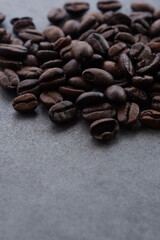 焙煎したコーヒー豆
