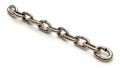 Obraz premium A chain with a large link on a white background.