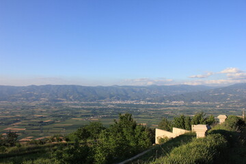 Obraz premium view from the top of the hill