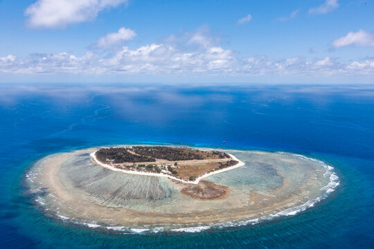 Aerial view of Lady Elliot Island in Great Barrier Reef, Queensland, Australia.