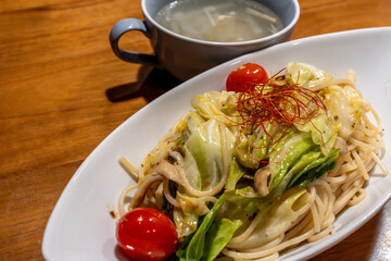 きのこと野菜のペペロンチーノ