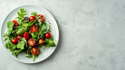Healthy and Simple: Minimalist Salad Presentation