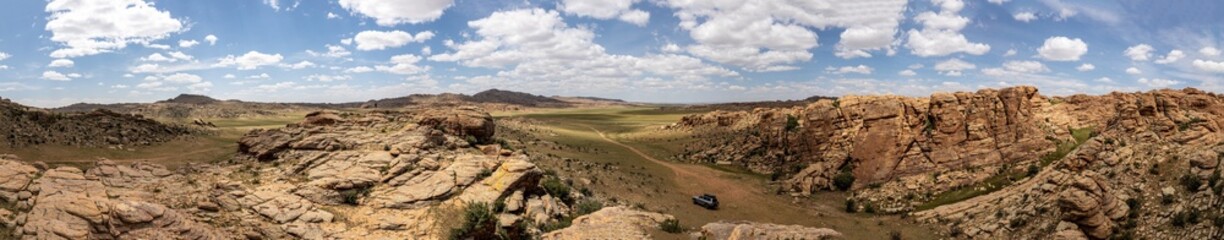 Obraz premium Best Campsite in Mongolia at Baga Gazriin Chuluu