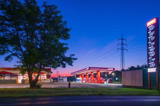 Deutschland , 25.06.2024 , Klettwitz , Die Sprint Tankstelle am Autohof Klettwitz