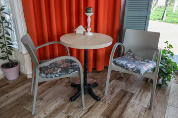 table and chairs