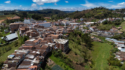 Fototapeta premium San Vicente Ferrer, Antioquia - Colombia. April 24, 2024. Its headwaters are 48 kilometers from the city of Medellin, Panoramic shot with a drone.