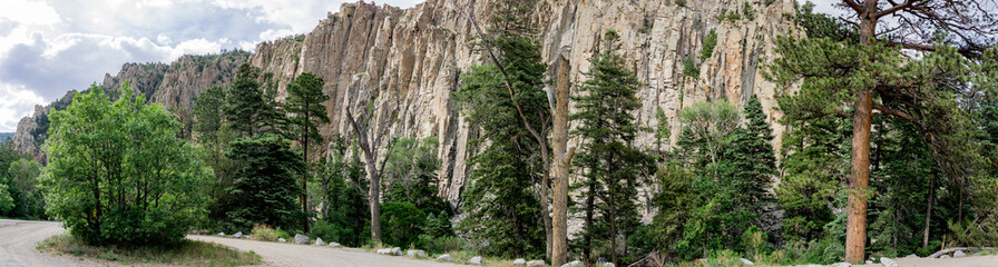 Panorama - palisades, Cimarron Canyon, New Mexico