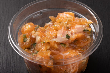 サーモン　なめろう