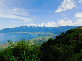 Fototapeta premium Beautiful lanscape Maninjau lake view on top hill