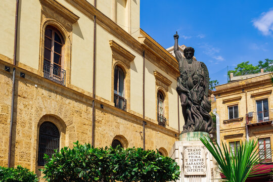 Bronze statue of Empedocles, philosopher and physician, in the city center, Agrigento, Sicily, Italy, Europe
