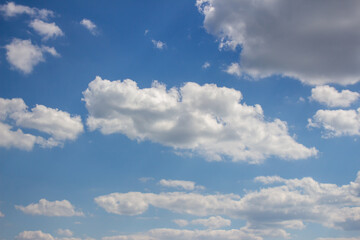 Fototapeta premium White clouds and blue sky