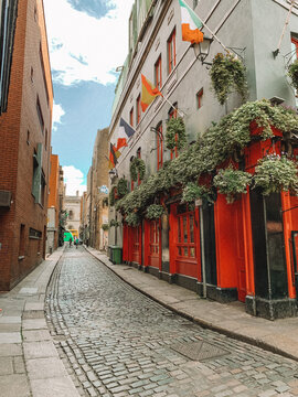 Charming photograph of the vibrant streets of Dublin, near the iconic Temple Bar district.