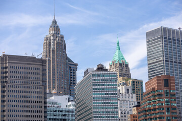 Fototapeta premium New York City buildings and sunset sky 