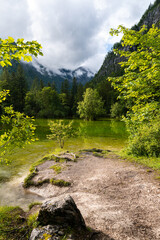 Bergpanorama und Naturwunder: Die Koppenwinkellacke in Obertraun, Salzkammergut, Österreich