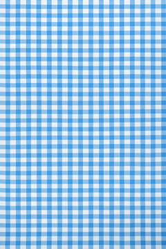 Estampa xadrez ciano e branco. Pano de mesa azul quadriculado