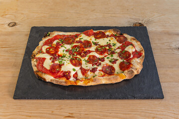 One of the most popular pizzas in the United States, with tomato sauce, mozzarella cheese and...