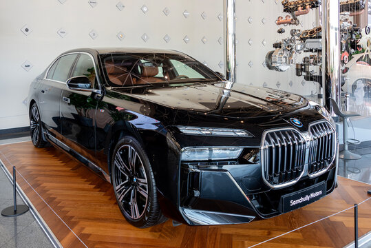 2024. 4. 12. 대한민국 경기도 용인시에서 촬영, BMW(i7), 2024년 독일에서 생산, 삼성화재 모빌리티뮤지엄에 전시-BMW i7, Germany 2024, at Samsung Fire & Marine Mobility Museum, Yongin