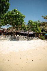 プーケットから訪れることのできるピピ諸島の絶景