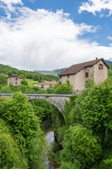 Obraz premium le vieux pont de Champfromier, Ain , France
