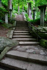 Obraz premium 参道・石段・立石寺（山形県・山形市）