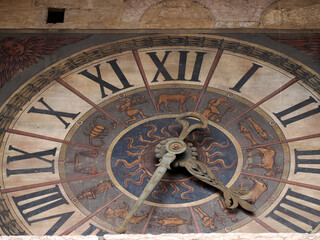 Verona dome cathedral church exterior detail.