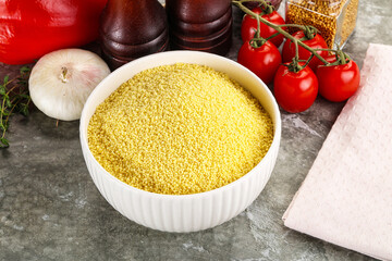Raw dry wheat couscous grain