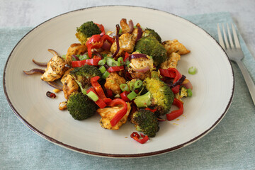 Colorful Oven-Baked Chicken with Vegetables - Low Carb