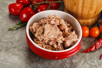 Canned tuna fish for salad