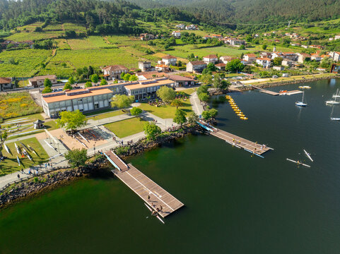 Club Nautico de Castrelo do Mi&ntilde;o en Ourense a vista de drone