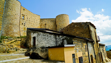 Castello Aragonese e borgo di Monteverde Irpino, Campania