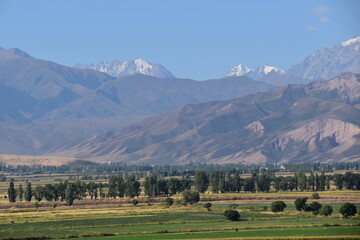 Obraz premium Stunning natural landscapes of the mountains and steppe in Kyrgyzstan, Central Asia