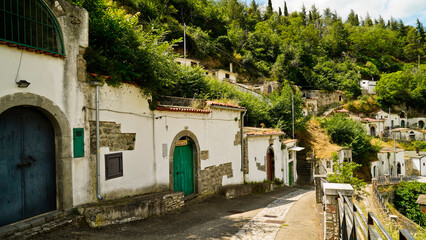 Rapolla, borgo del Volture con le tipiche cantine dove viene conservato il vino Aglianico. Potenza, Basilicata. Italy