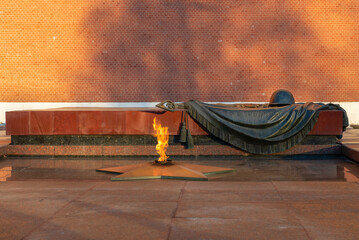 MOSCOW. Fallen for the Motherland. Eternal flame on the grave of the Unknown Soldier at the Kremlin...