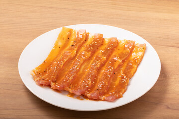 ［カナダ産　豚肉］豚バラ肉　味付け　焼肉用