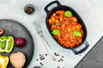 Roast potatoes and ground turkey.