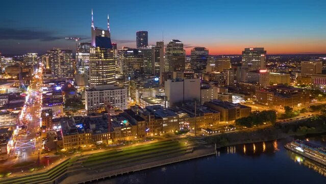 Nashville, Tennessee, USA skyline over the Cumberland River