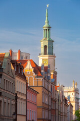 Obraz premium Facades of old colorful houses on the Town Hall Square in Poznan