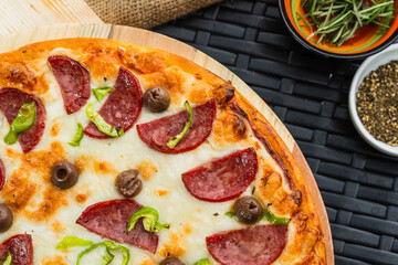 Classic sausage pizza