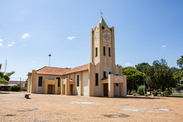 Igreja e praça do distrito de Ribeiro dos Santos, no município de Olímpia, interior de São Paulo