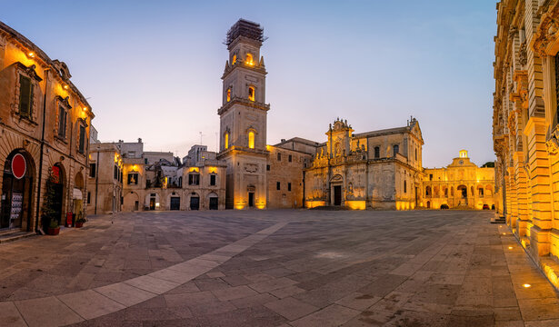 Panorama of the empty Piazza del Duomo in Lecce, Italy, at dawn