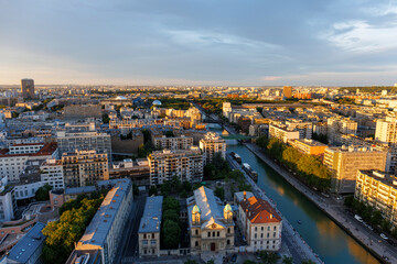 Vue aérienne du quartier de la Villette situé à Paris en France